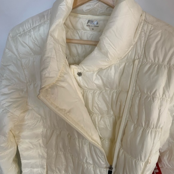 Fila Asymmetrical Puffer Zipper Jacket Size M NWT - Picture 5 of 11